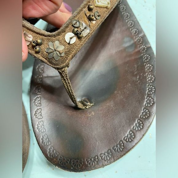 Roxy sandals in 7.5 - Picture 6 of 8